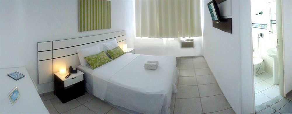 Hotel Marlen Cabo Frio Bagian luar foto